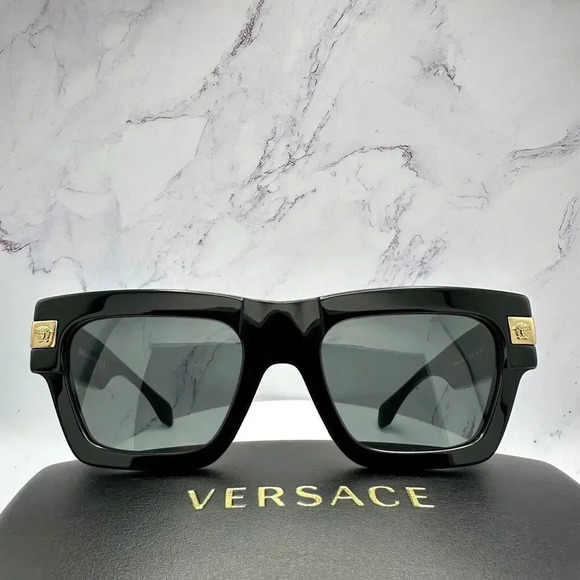 VERSACE Sunglasses Black Medusa Gold Logo Limited Edition Italy 100% Authentic - Picture 3 of 16